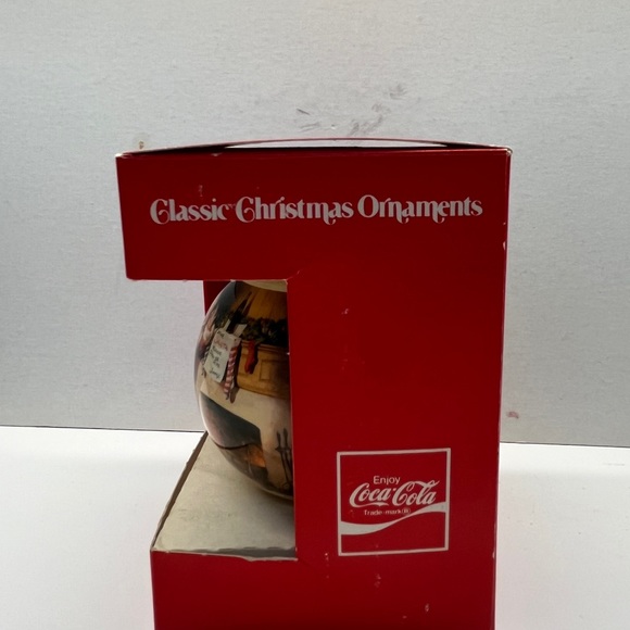 Vintage Coca Cola Ornament - Picture 5 of 5